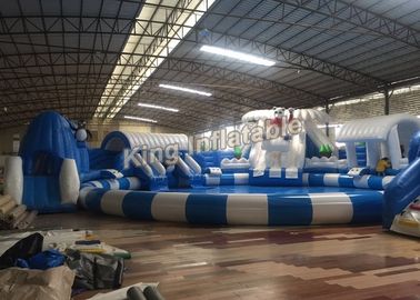 Thiết bị công viên nước bơm hơi lớn màu trắng ngộ nghĩnh dành cho trẻ em / người lớn