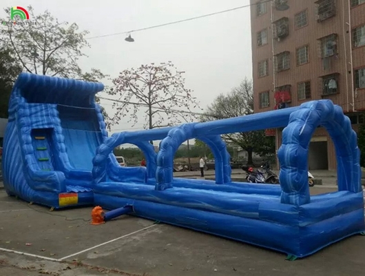 Thang trượt nước bơm được thổi với bể bơi