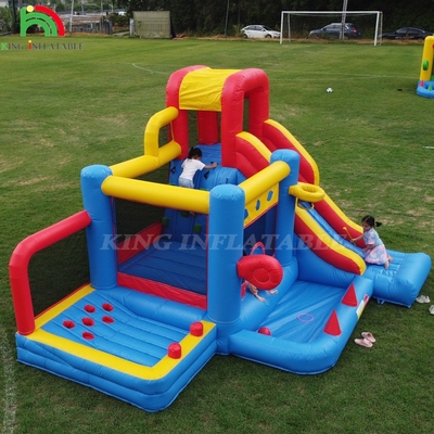 Khóa học chướng ngại vật bơm lên Bounce House Lâu đài với slide Khu vực nhảy và chướng ngại vật leo lên với máy thổi