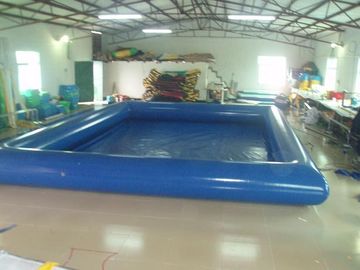 Bể bơi bơm hơi thương mại với con lăn nước và bóng nước Bạt PVC 0.9mm