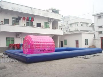 Bể bơi bơm hơi thương mại với con lăn nước và bóng nước Bạt PVC 0.9mm