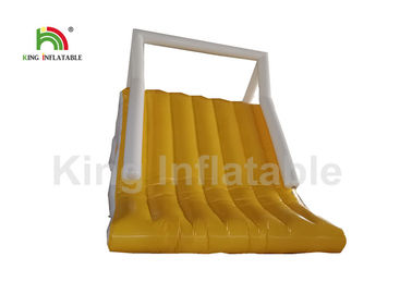 CE / UL 0.9mm PVC Tarpaulin Đồ chơi nước bơm hơi bền Trượt cho người lớn