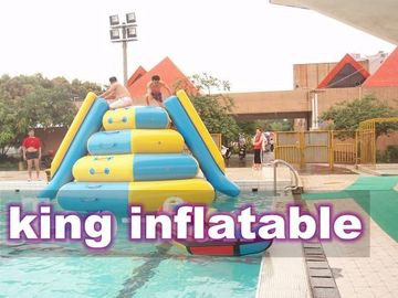 Trẻ em / người lớn Công viên nước bơm hơi với slide và in logo, thiết bị chơi nước mềm