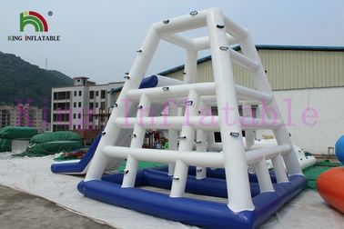 Đồ chơi nước bơm hơi màu xanh / trắng PVC tùy chỉnh 0.9mm / slide CE Aqua cho công viên nước