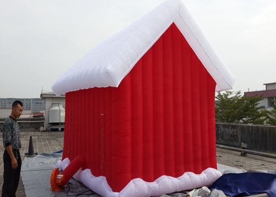 Những ngôi nhà thương mại bơm hơi 210D với trang trí của ông già Noel