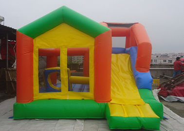 Castle Loại bơm hơi Lâu đài với cầu trượt cho trẻ em Công viên giải trí ngoài trời
