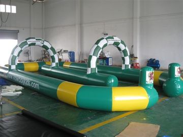 Tùy chỉnh 0,65m Trò chơi thể thao bơm hơi Racetrack Sân chơi tự đứng