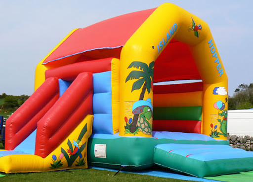 Ngôi nhà lâu đài Bouncy đầy màu sắc 22ft X 19ft Cho bữa tiệc sinh nhật