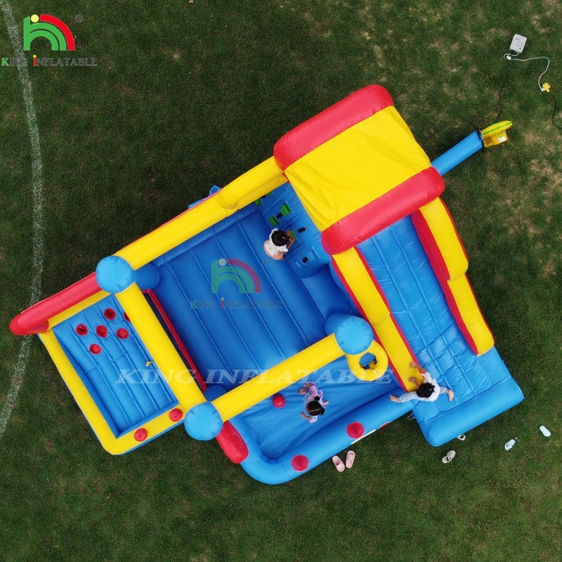 Khóa học chướng ngại vật bơm lên Bounce House Lâu đài với slide Khu vực nhảy và chướng ngại vật leo lên với máy thổi